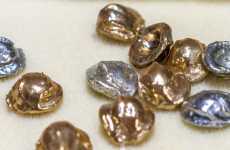 Bari, tre sorelle trasformano le orecchiette in gioielli: �Ma la pasta deve essere fatta a mano�